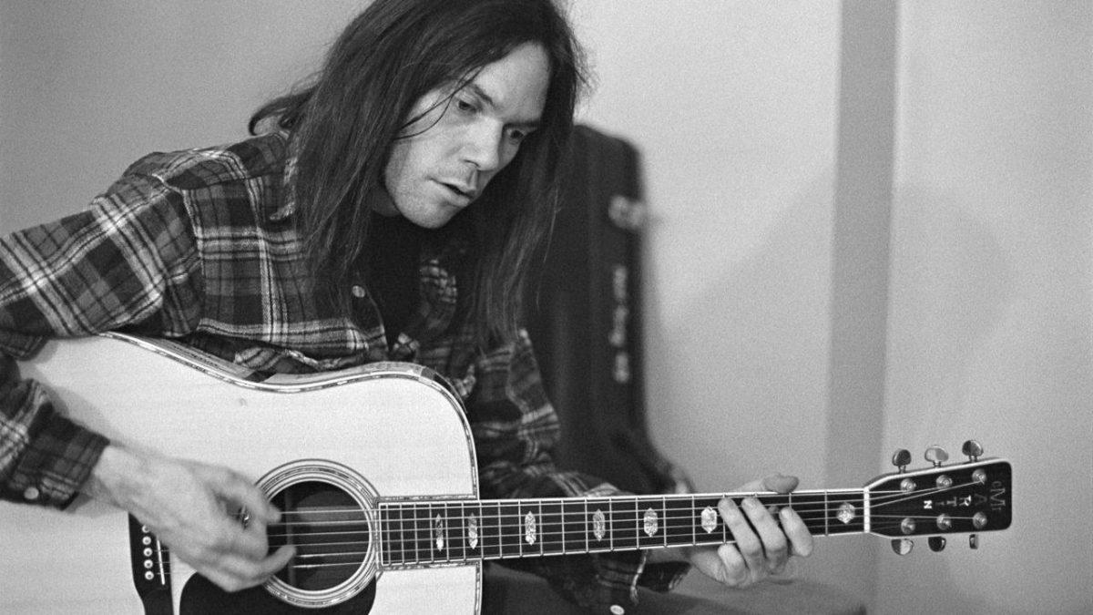 Neil Young won the listener's choice poll, and was the focus of Folk out this Thursday 2/7... click to listen to the playlist!