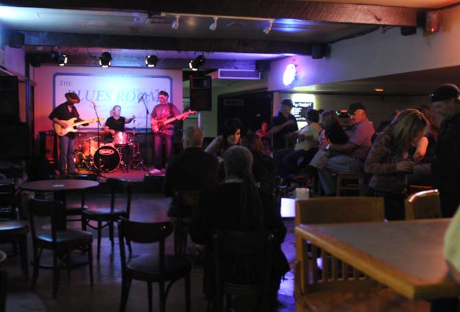 New downtown bar features authentic blues music