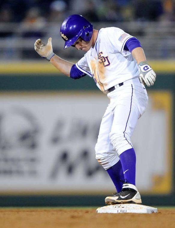 Nola, Ibarra lead Tigers past Huskies, 9-4