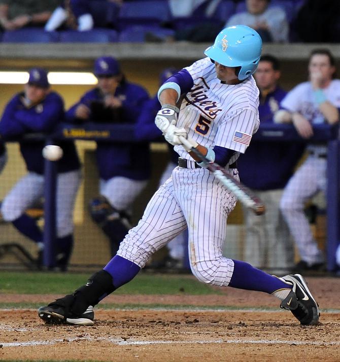 Baseball: Tigers grind past Nicholls State in 9-3 victory