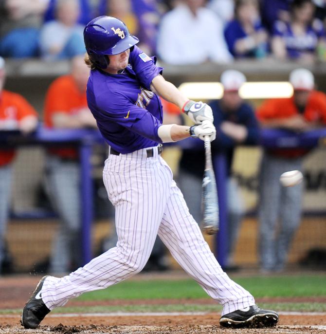 Baseball: Tigers run past Auburn, 5-1