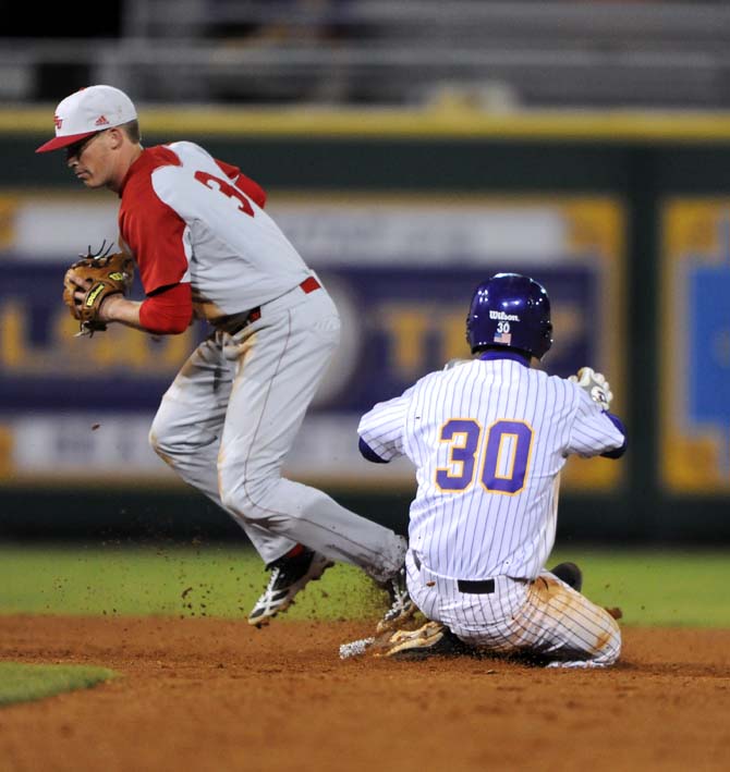 Baseball: Second inning surge fuels 10-2 Tigers victory