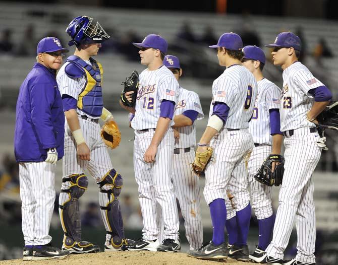 Tigers squeak out 2-1 victory against Demons after 13 innings