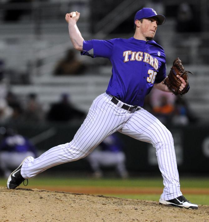 Baseball: Eades, Tigers stymie Brown, 7-1