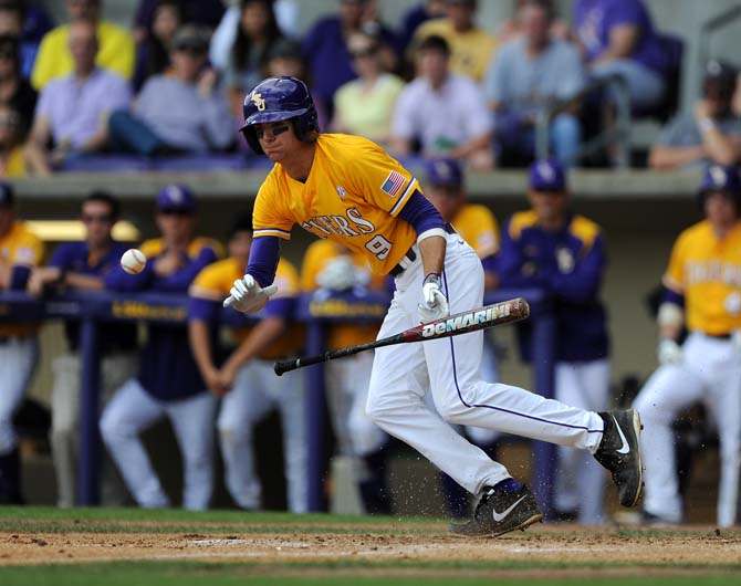 Offense explodes to complete sweep in 11-4 victory against Kentucky