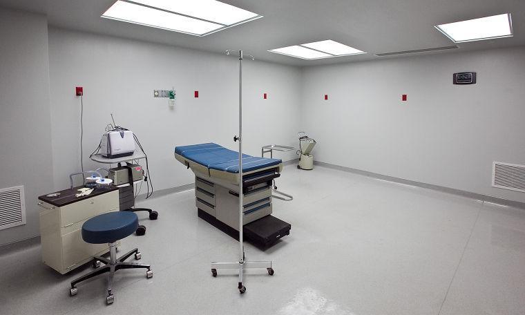 This photo taken Thursday, April 4, 2013 shows one of two surgical rooms in South Wind Women's Center in Wichita, Kan. The new clinic offering abortions and other medical services to women saw its first patient Thursday, nearly four years after Dr. George Tiller was murdered. (AP Photo/The Wichita Eagle, Mike Hutmacher)
 