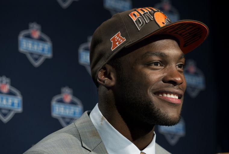 Barkevious Mingo from LSU speaks during a news conference after being selected sixth overall by the Cleveland Browns in the first round of the NFL football draft, Thursday, April 25, 2013, at Radio City Music Hall in New York. (AP Photo/Craig Ruttle)
 