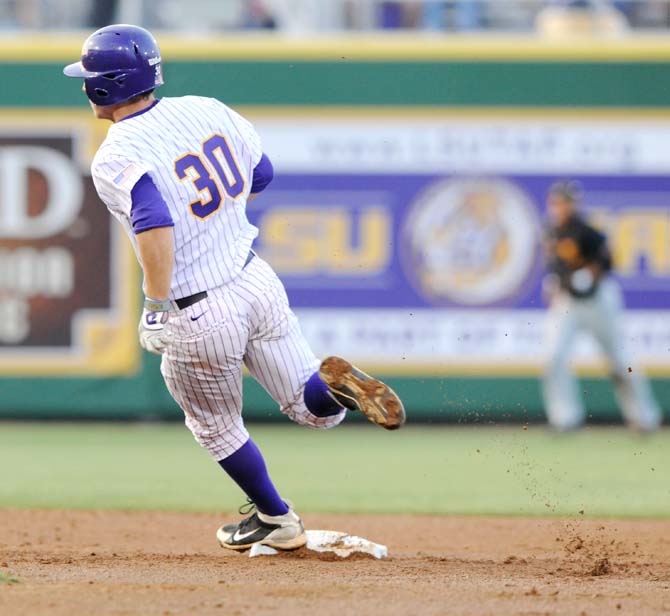 Baseball: Grambling holds Tigers to three hits