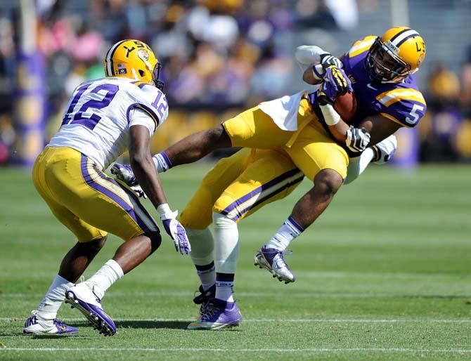 White team dominates Purple team 37-0 in Spring Game