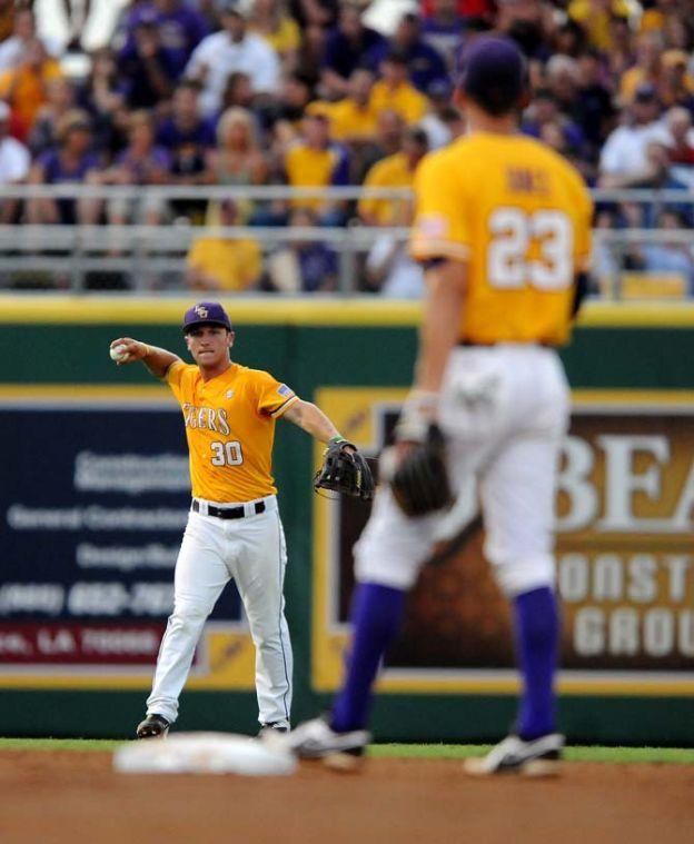 Tigers take down ULL to win Regional