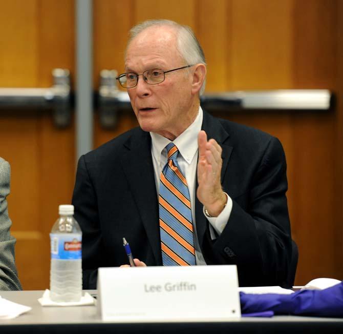 Lee Griffin speaks at a Transition Advisory Team meeting in the LSU Energy, Coast and Environment Building on July 22, 2013.