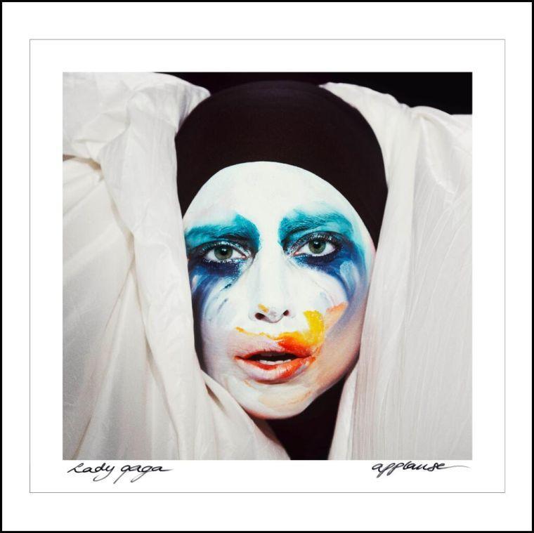 Review: Lady Gaga, "Applause"