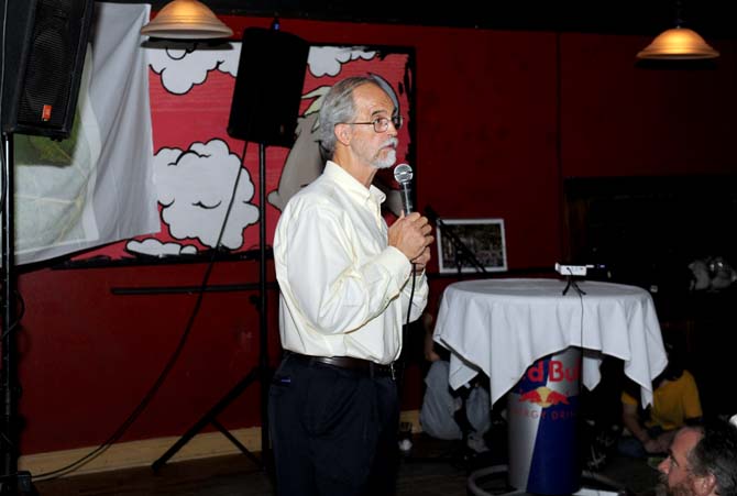 LSU Ernest and Alice Neal Professor of Geology, Jeffrey Nunn, speaks to fellow students and Baton Rouge locals Tuesday, Sept. 24, 2013 at Chelsea's Caf&#233; about the Louisiana sinkhole and it's expansions during the monthly LSU Science Caf&#233; talks. FEEL FREE TO CORRECT THIS