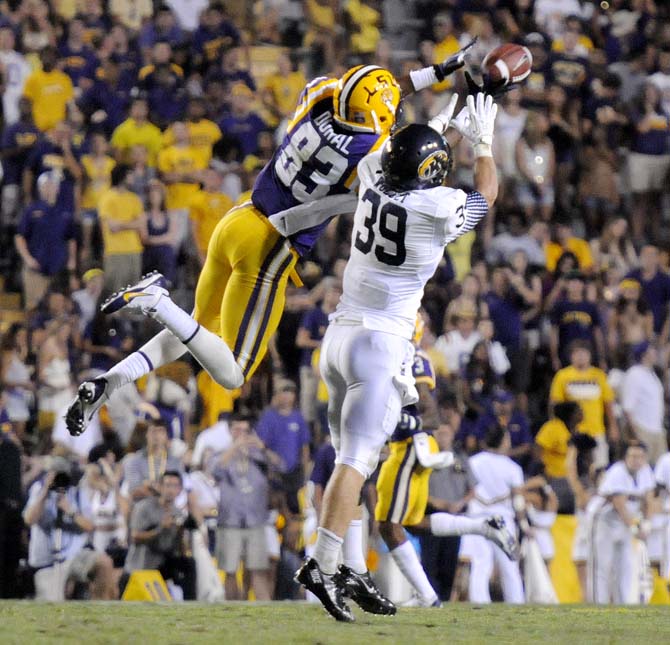 LSU rolls in 45-13 win against Kent State