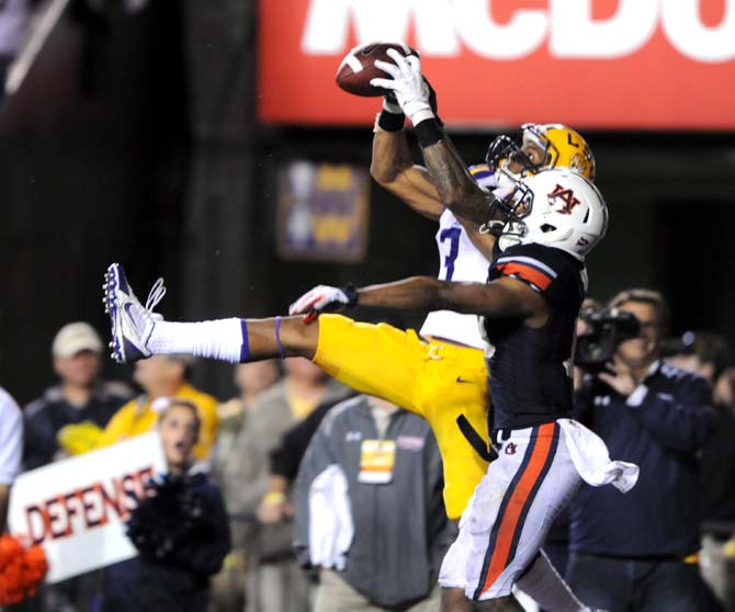 LSU junior wide receiver Odell Beckham Jr. (3) attempts to catch a pass Saturday, Sept. 21, 2013 during the Tigers' 35-21 victory against Auburn in Tiger Stadium.