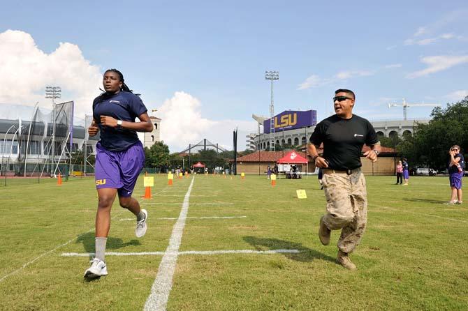 Women's Basketball: United States Marines help train team