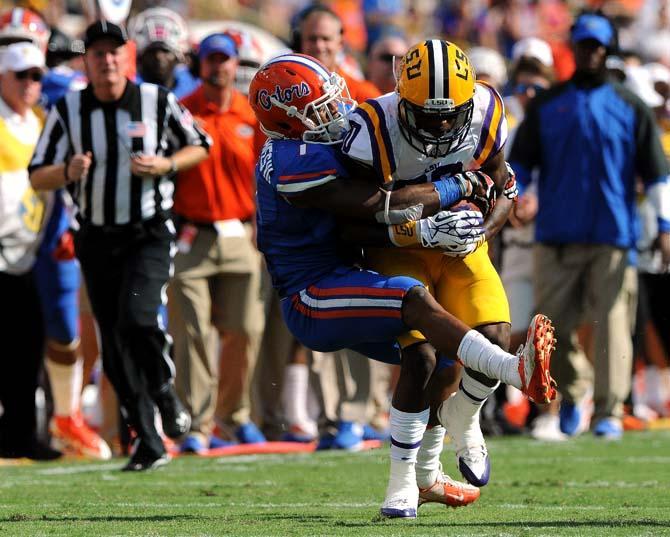 LSU defeats Florida, 17-6