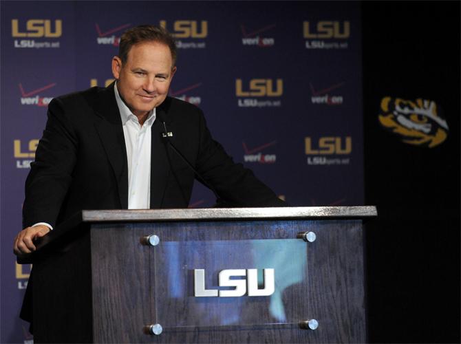 LSU head coach Les Miles speaks with members of the media Monday, Oct. 7, 2013 in the Athletic Administration Building for Lunch with Les.