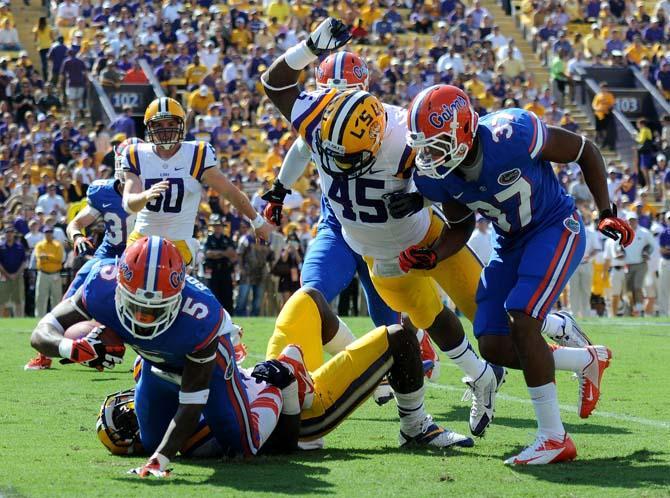 LSU defeats Florida, 17-6