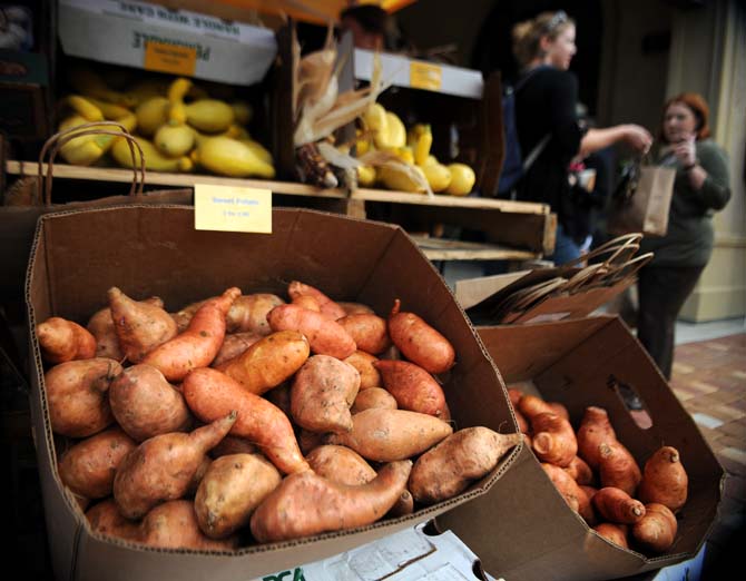 Farmers market debuted Thursday