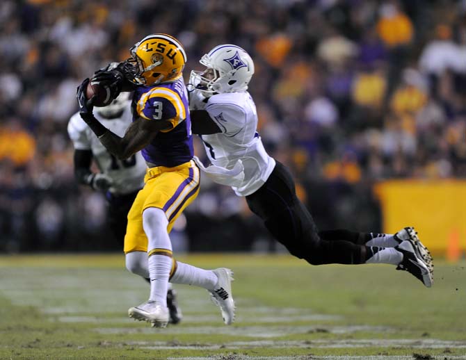 Final: Big second half helps LSU beat Furman, 48-16