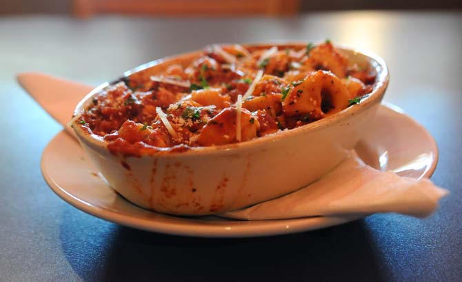 Tortellini Pomodoro - Reginelli's