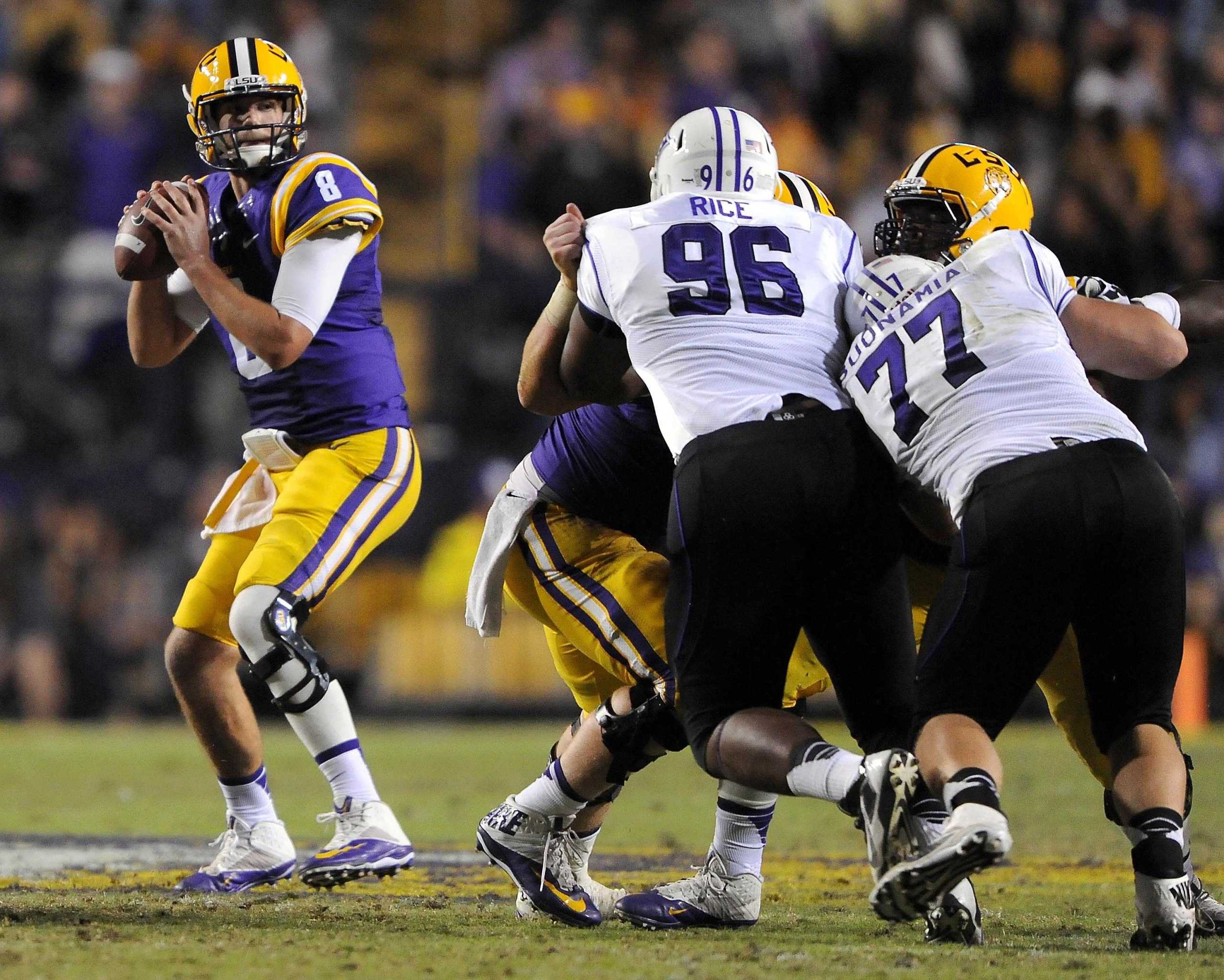 Final: Big second half helps LSU beat Furman, 48-16