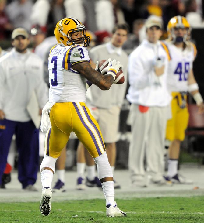 Broken and Bruised: Mistakes cost LSU a victory against Alabama