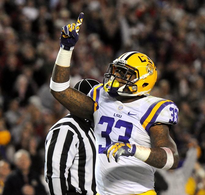 Broken and Bruised: Mistakes cost LSU a victory against Alabama