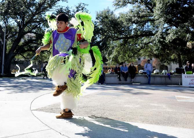 Native American students celebrate history, culture through dance