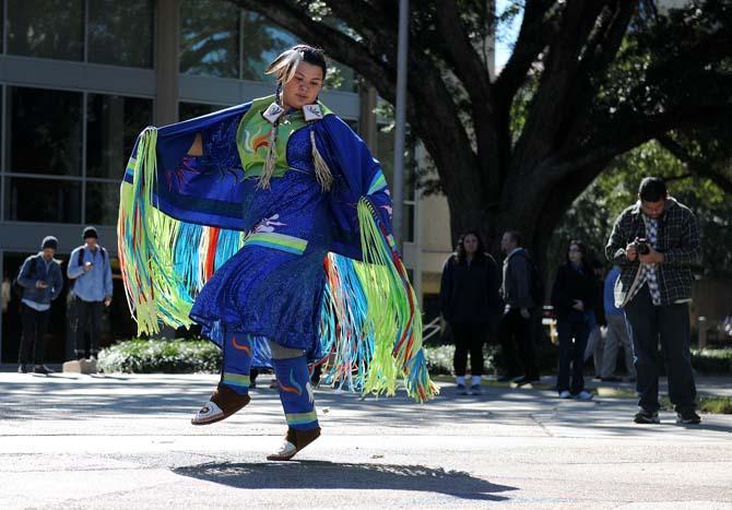 Native American students celebrate history, culture through dance