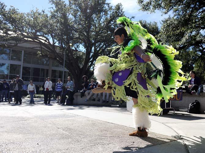 Native American students celebrate history, culture through dance