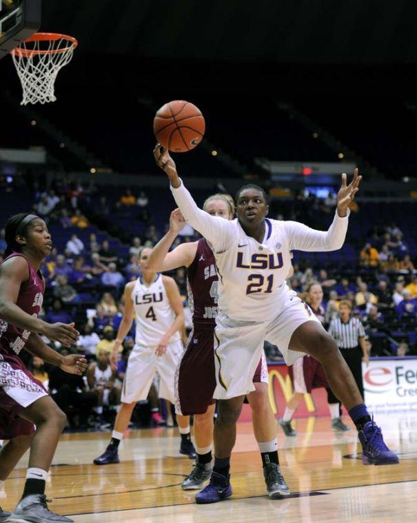 Women's Basketball: LSU advances to semifinals of preseason tournament