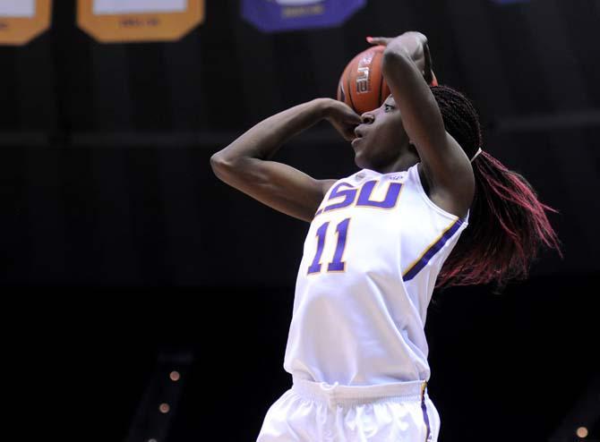 Women's Basketball: LSU advances to semifinals of preseason tournament