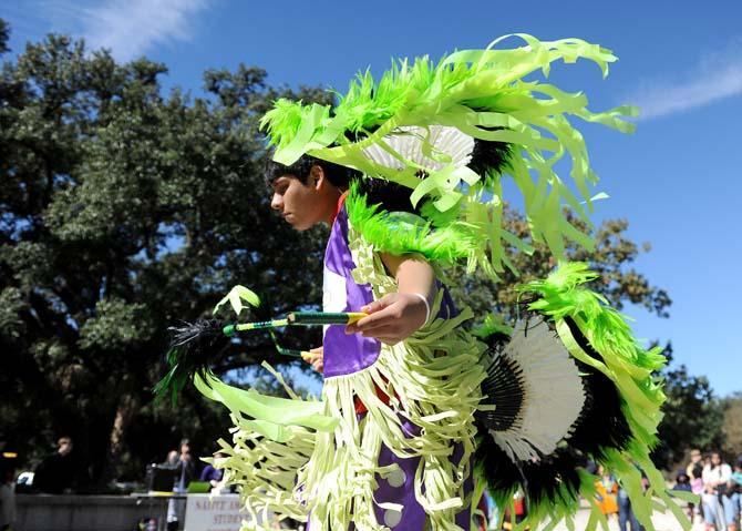 Native American students celebrate history, culture through dance