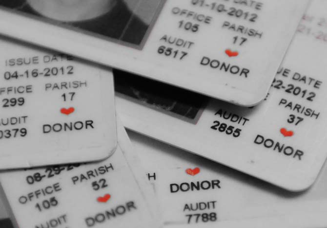 Students register as organ donors at new donor parties