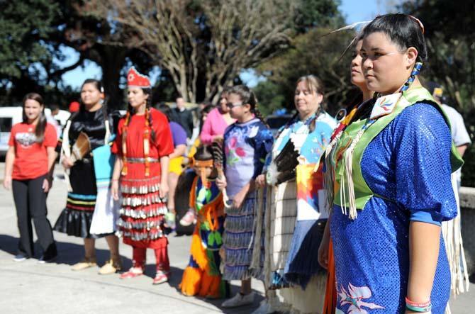 Native American students celebrate history, culture through dance