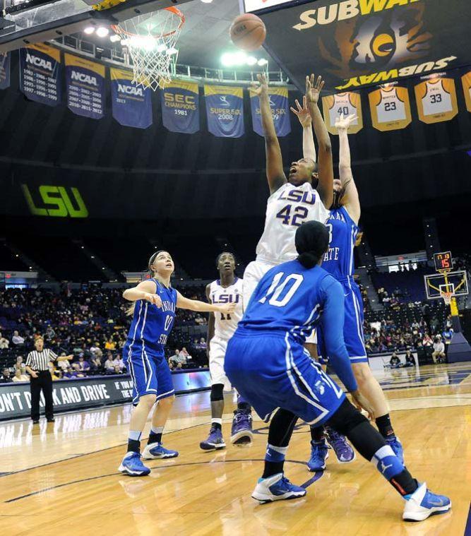 Women's Basketball: LSU dominates Indiana State, 83-66