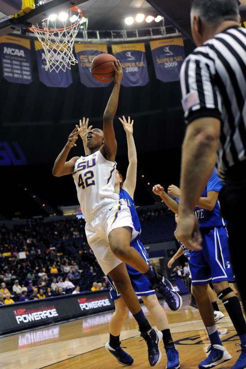 Women's Basketball: LSU dominates Indiana State, 83-66