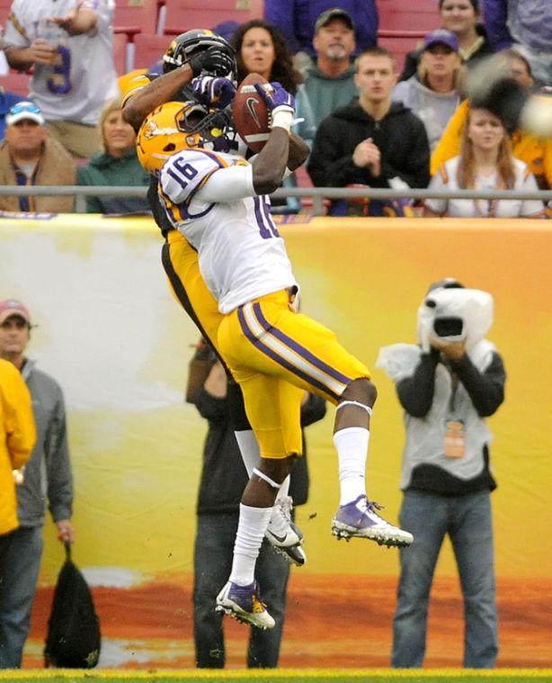 Final: LSU 21 Iowa 14