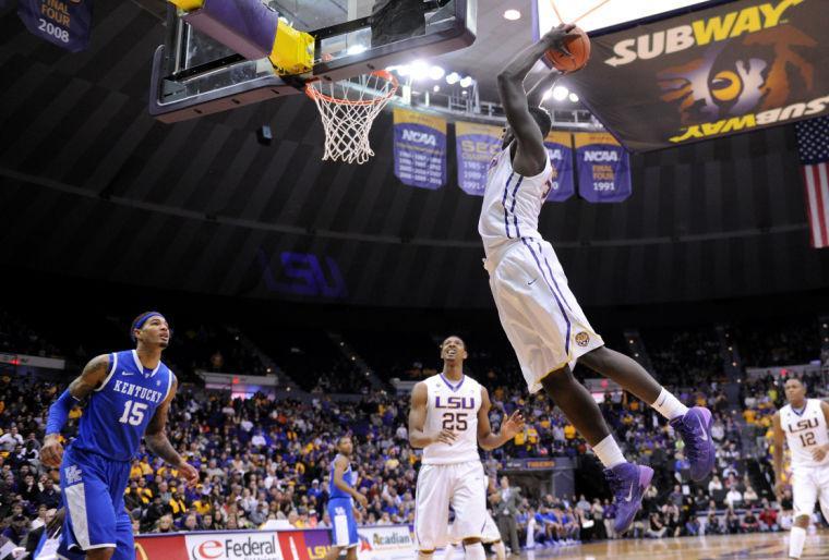 LSU junior forward Johnny O'Bryant III (2) dunks the ball Tuesday, Jan. 28, 2014 during the Tigers' 87-82 victory against Kentucky.