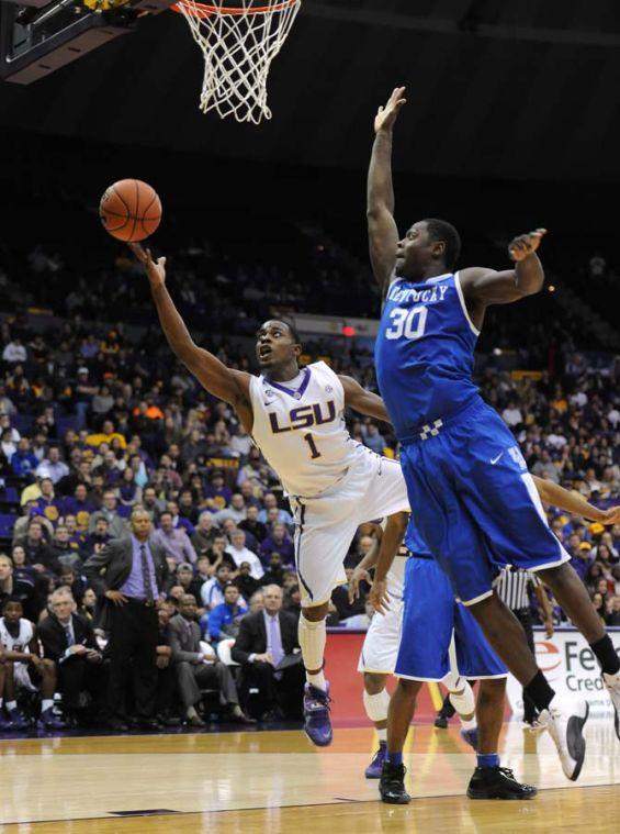 LSU junior guard Anthony Hickey (1) shoots the ball Tuesday, Jan. 28, 2014 during the Tigers' 87-82 win against Kentucky in the PMAC.