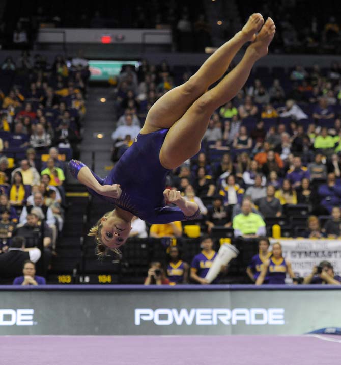 LSU dominates Centenary College in season opener