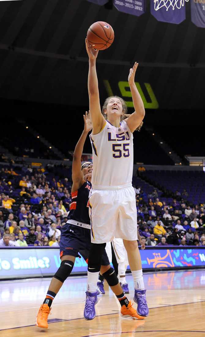 Women's Basketball Videos: Freshmen guards step up in 71-60 LSU victory