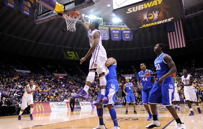 LSU freshman forward Jordan Mickey (25) dunks the ball Tuesday, Jan. 28, 2014 during the Tigers' 87-82 victory against Kentucky.