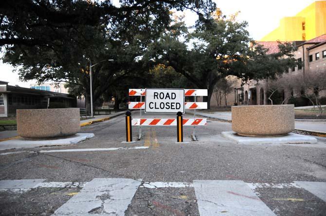 A street sign stands in the middle of Tower drive Wednesday, Jan. 15, 2014 near Williams Hall.