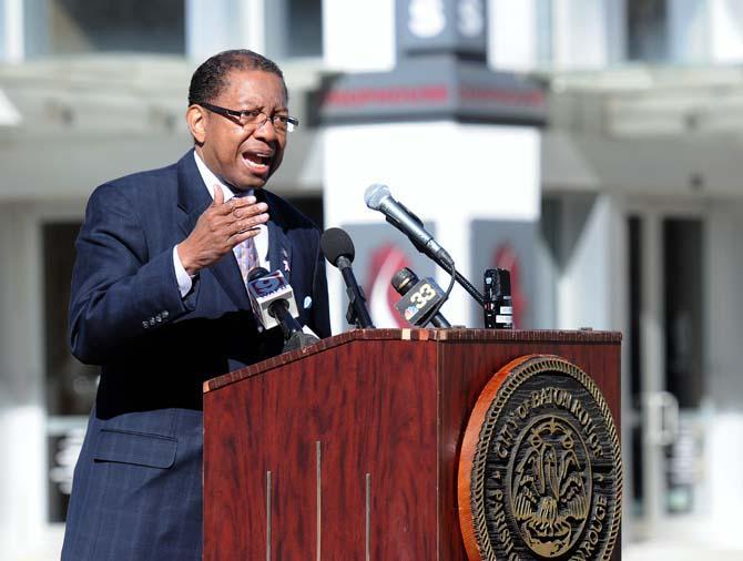 Baton Rouge Mayor-President Kip Holden speaks to the media about a new health initiative Wednesday, Jan. 15, 2014 in Town Square in downtown Baton Rouge.