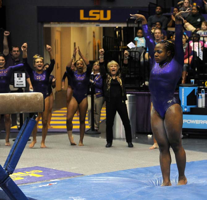 LSU dominates Centenary College in season opener