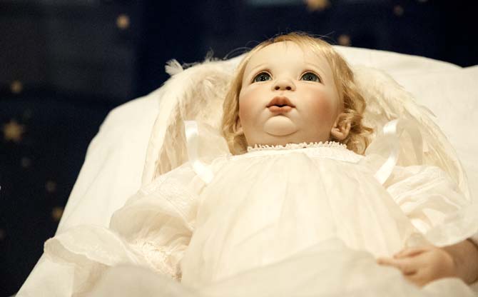 Welcome to the Dollhouse: Museum focuses on dolls' cultural role