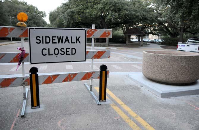 A street sign stands in the middle of Tower drive Wednesday, Jan. 15, 2014 near Williams Hall.